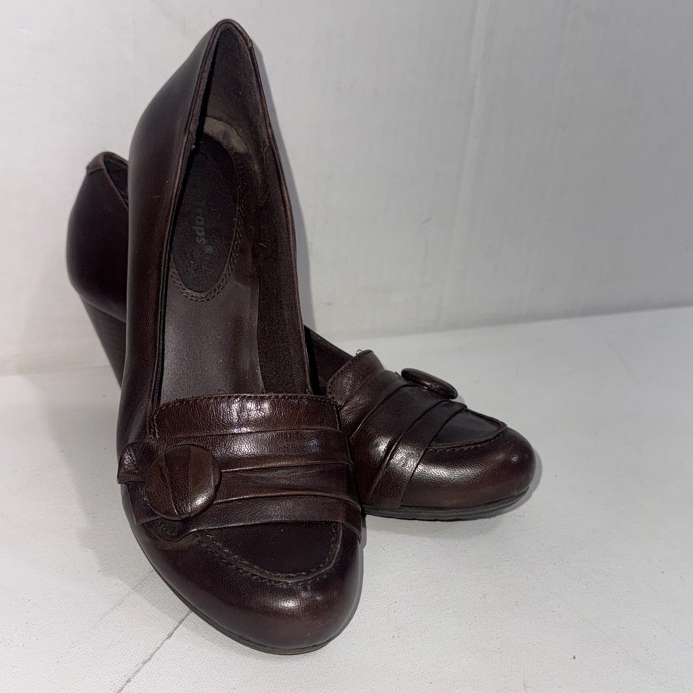 Baretraps Y2K Style Brown Leather Slip On Button Ankle Boots Booties Heels 8M
